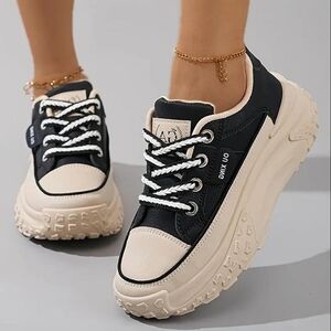 NIB! OU Xing Platform Chunky Fashion Sneakers